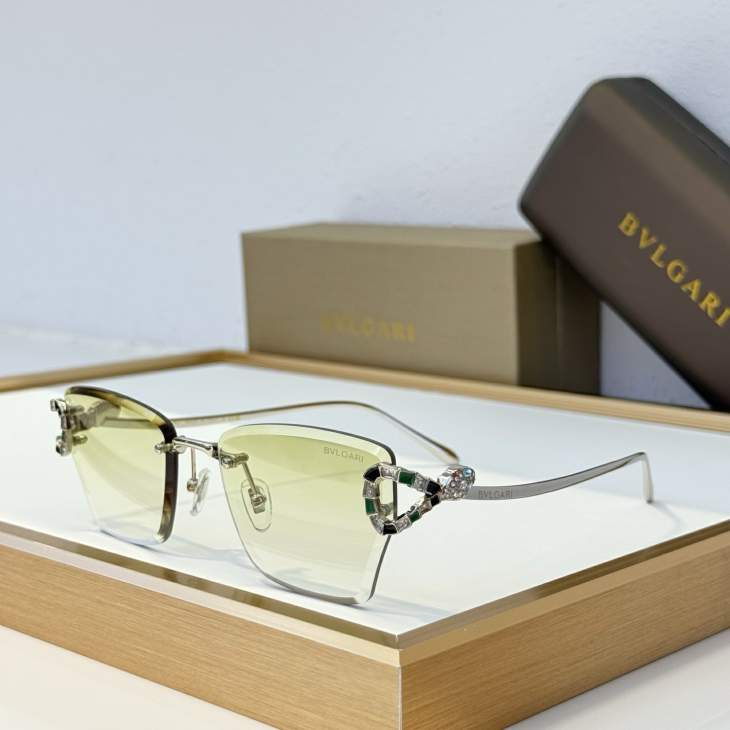 Picture of Bvlgari Sunglasses _SKUfw76702946fw